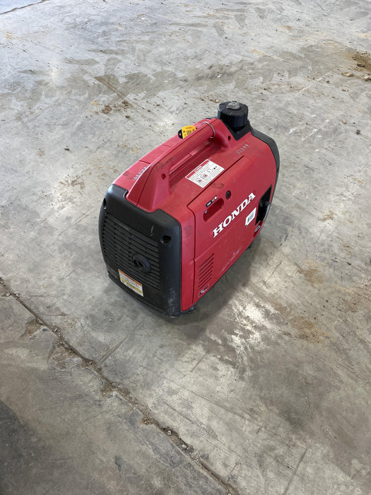 2019 HONDA EU2200i