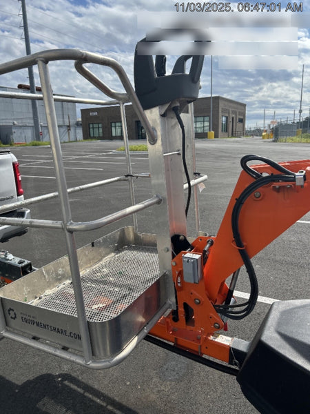 2023 JLG T350