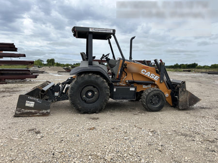 2022 CASE 570N EP