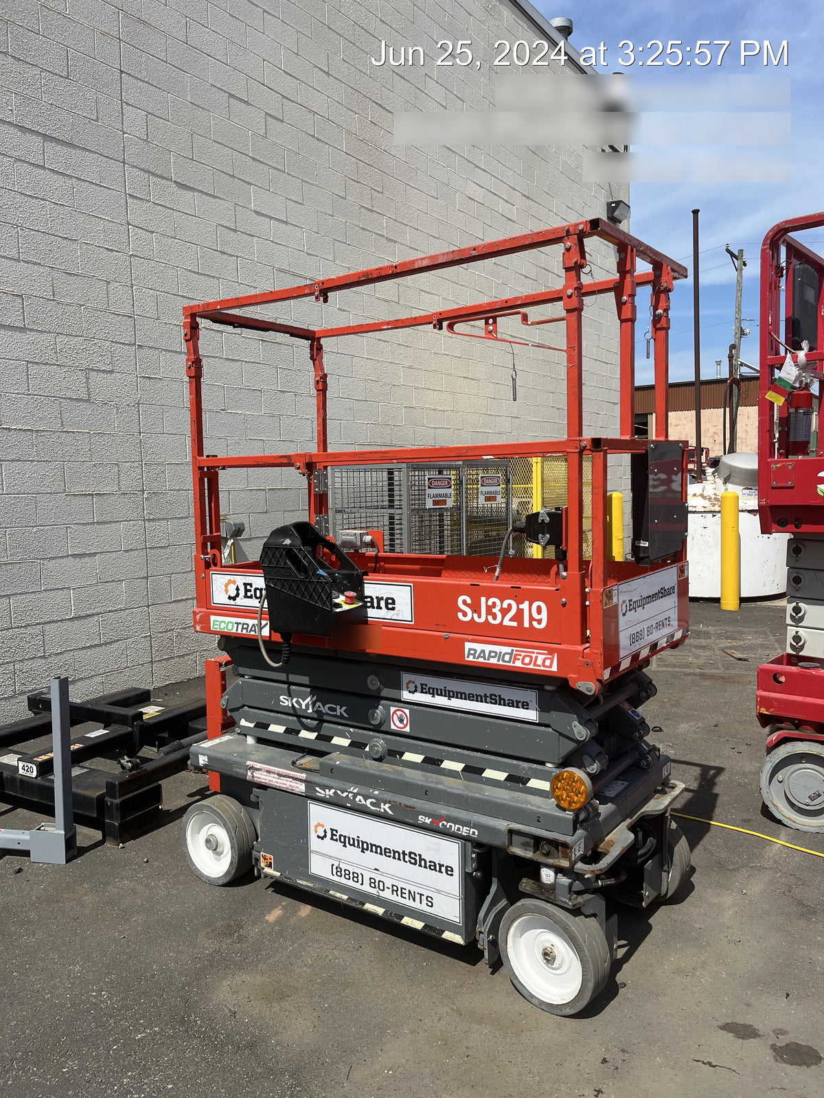 2021 SKYJACK SJ3219