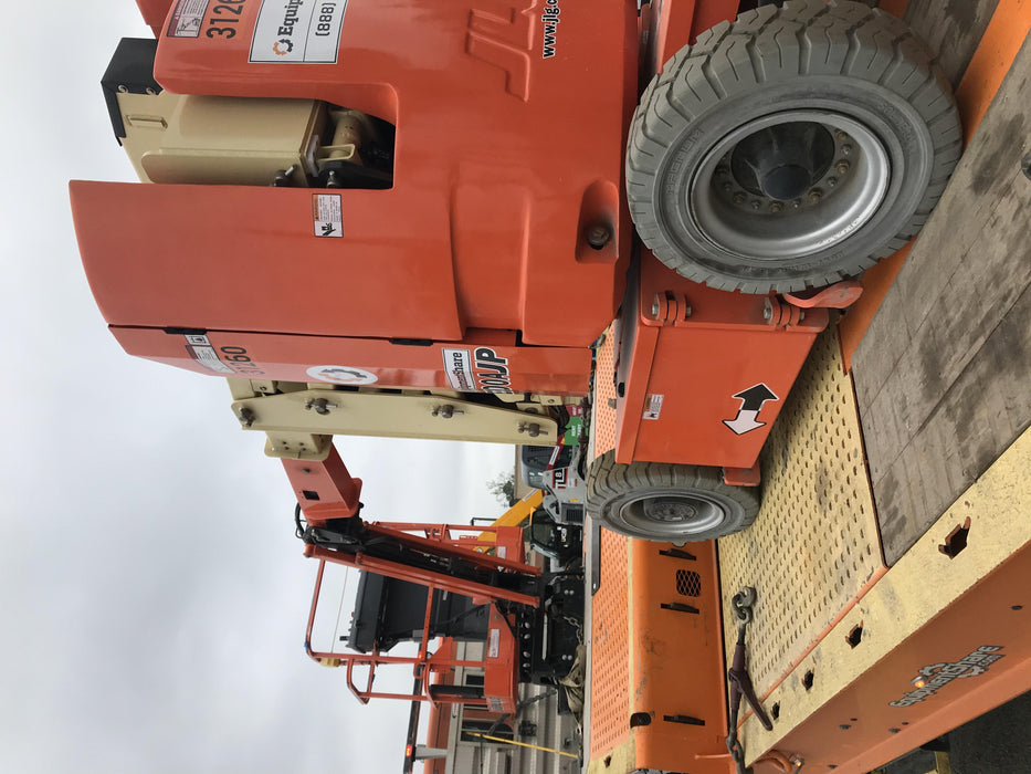 2019 JLG E300AJP