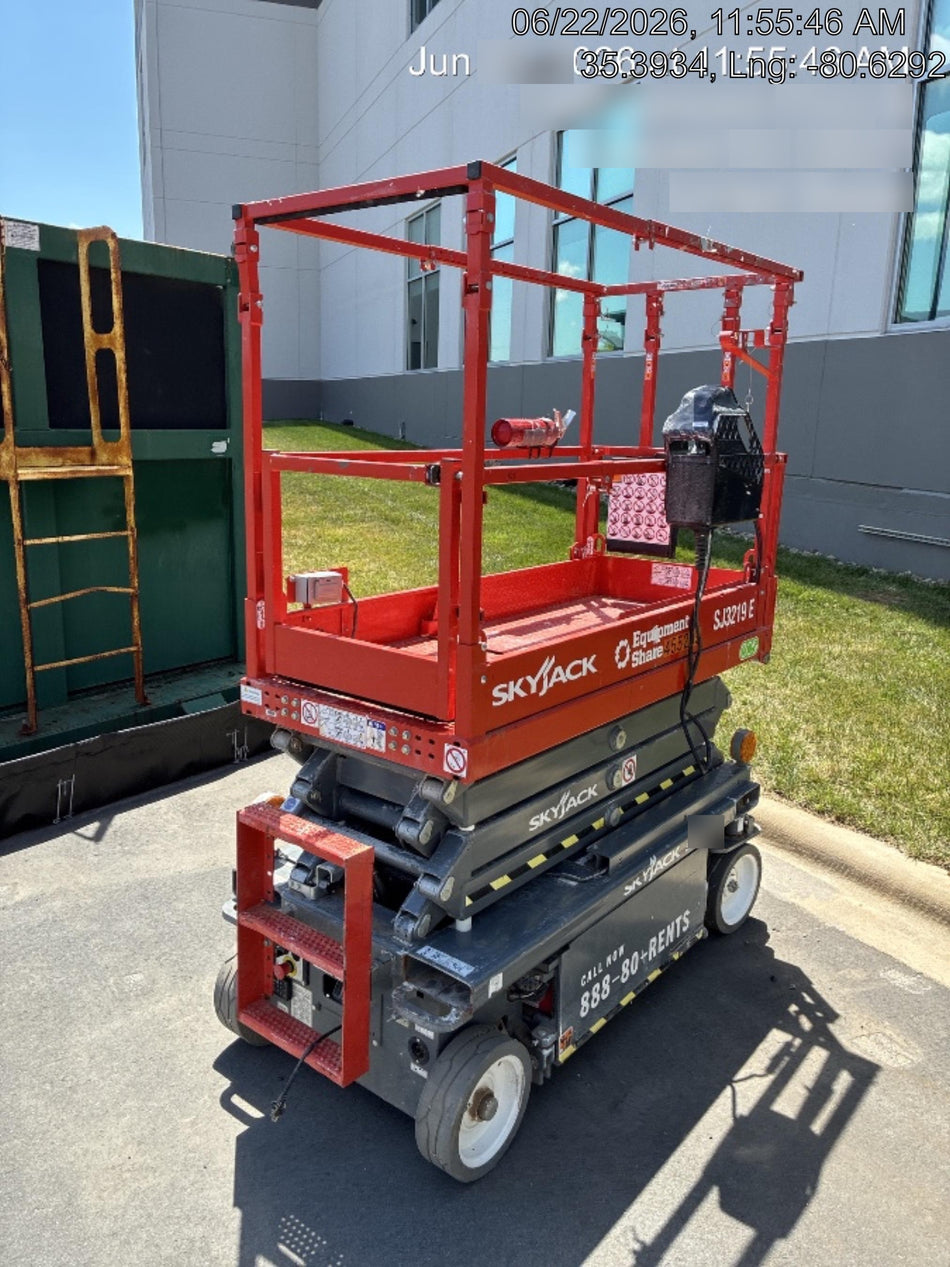 2024 SKYJACK SJ3219E