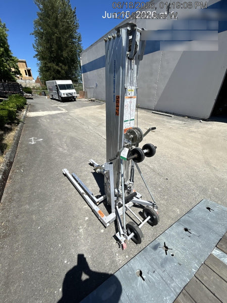2019 GENIE SLC-24