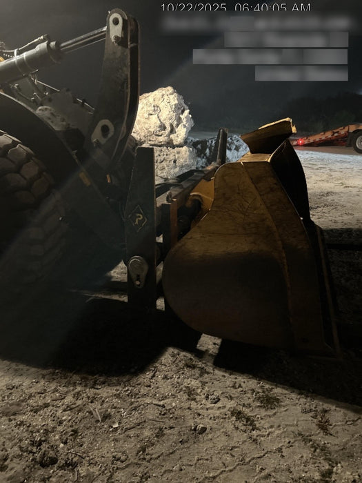 2022 PEMBERTON 72" Utility Forks