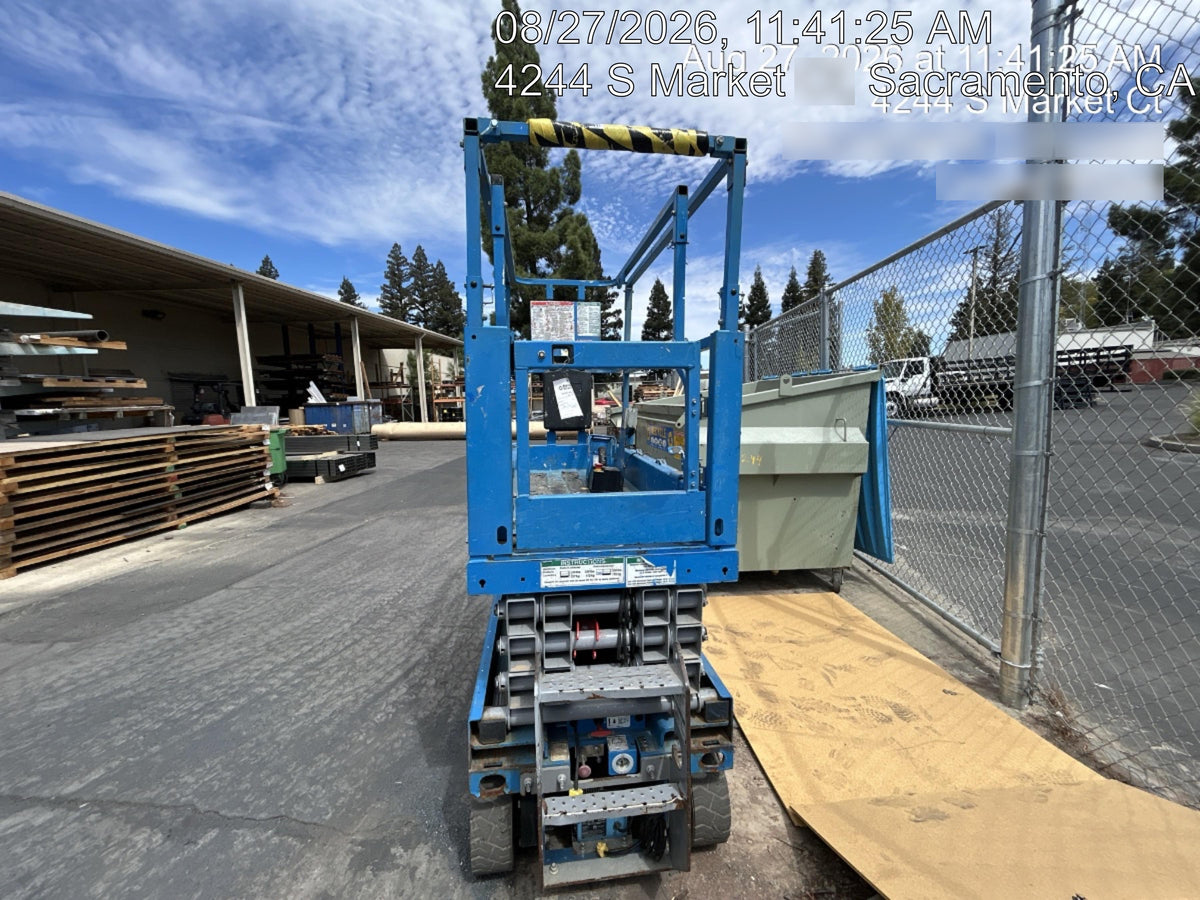 2020 Genie GS-1930 Solid Non Marking Tires, Beacon, Folding rails with half height swing gate, 800W Inverter
