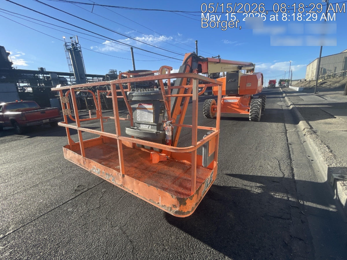2021 JLG 800AJ