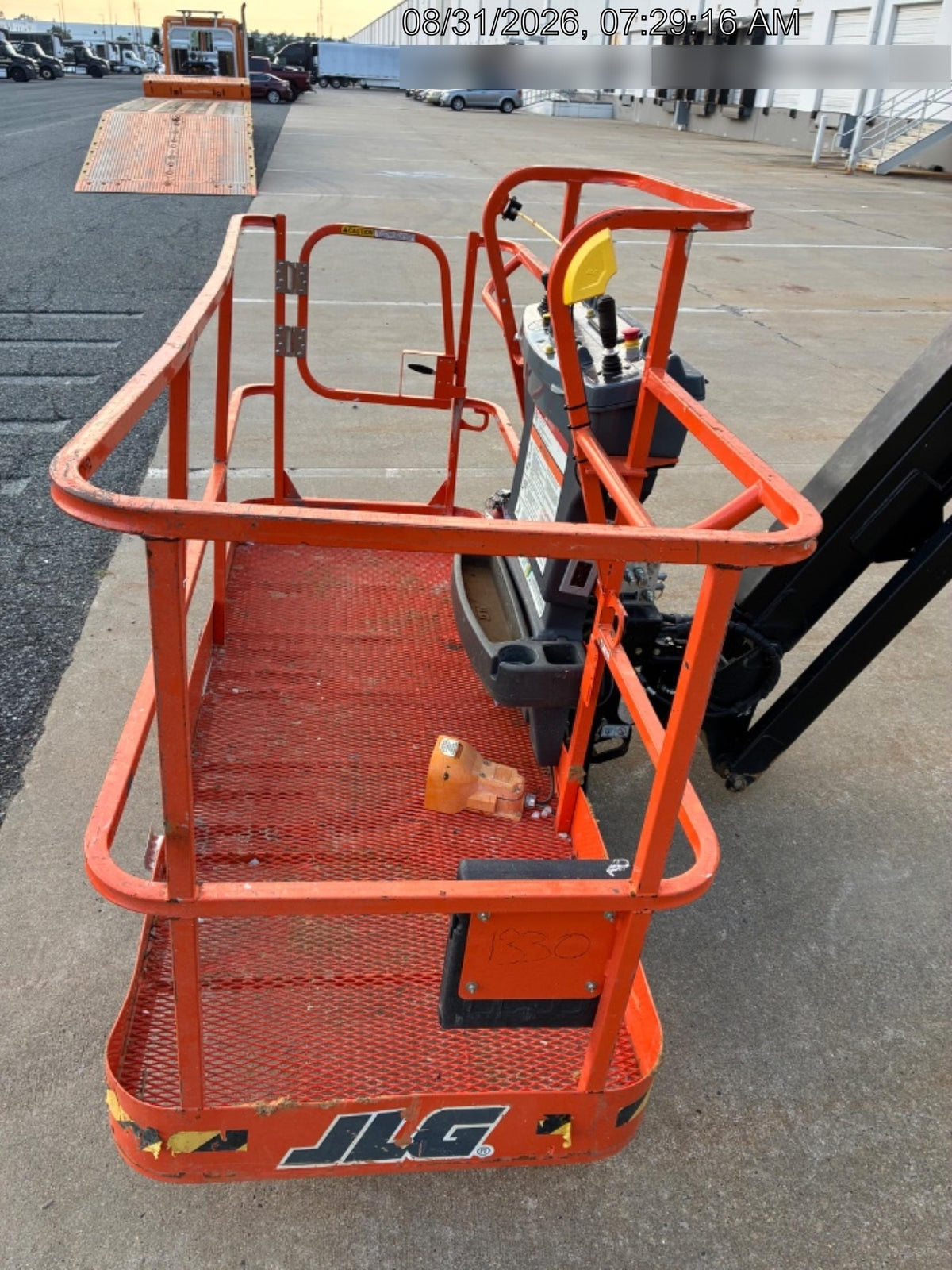 2025 JLG 660SJ