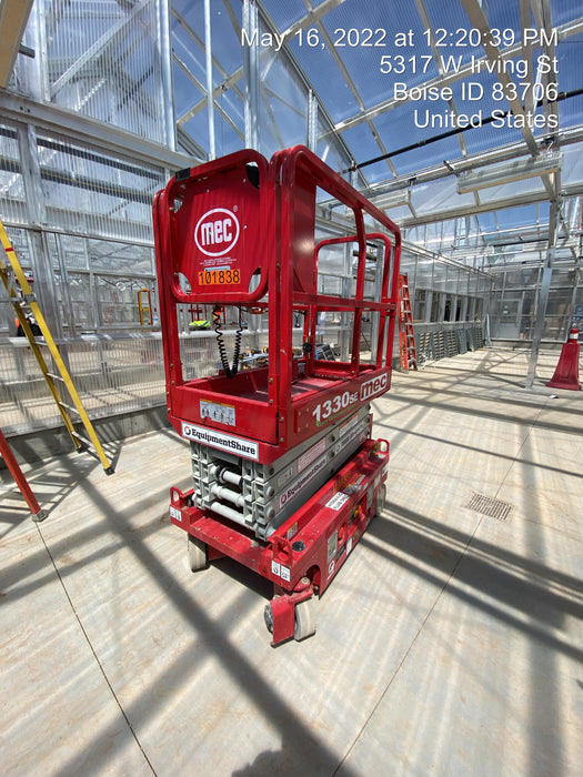 2020 MEC 1330SE Solid NM Tires, Steel Swing out Doors, LCS, Beacon, 900W Invertor