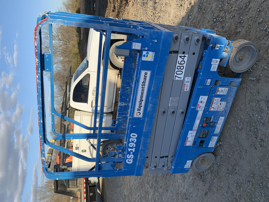 2020 Genie GS-1930 Fixed rails with chain entry gate - Pre A92.20