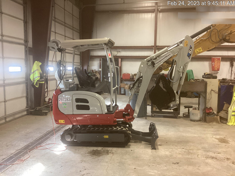 2023 TAKEUCHI TB20e