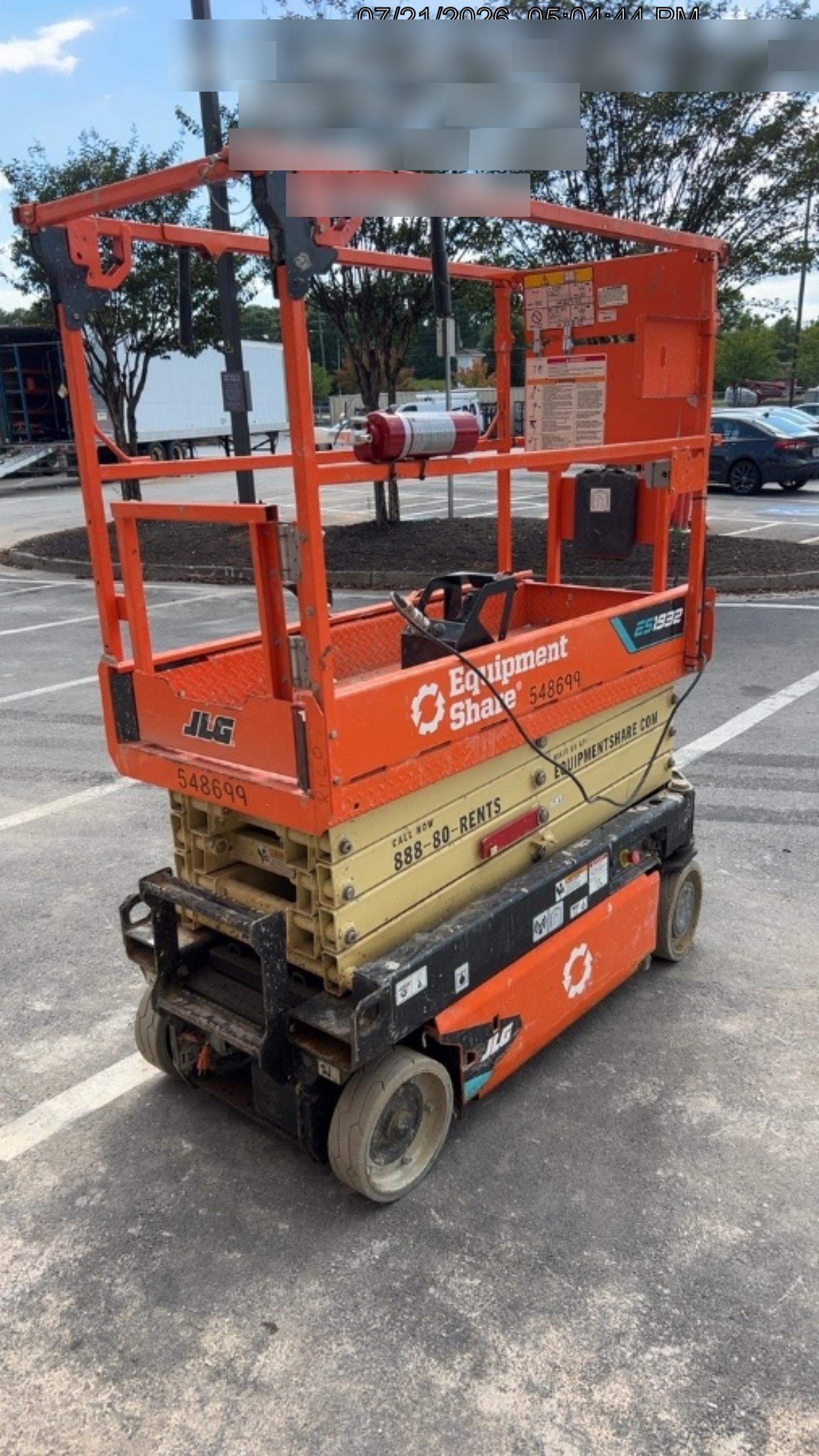2025 JLG ES1932