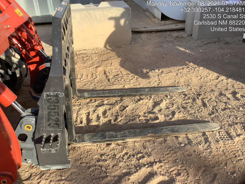 2022 PALADIN 48" Pallet Forks - Paladin