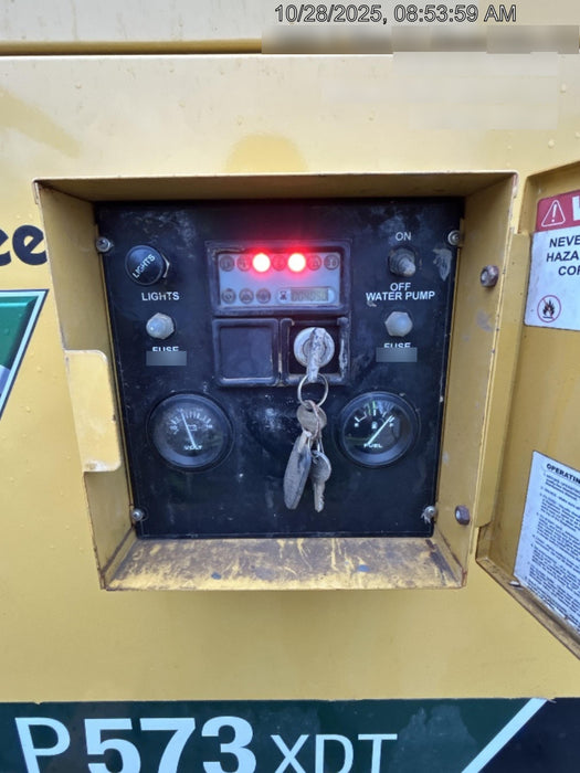 2022 VAC-TRON LP573XDT