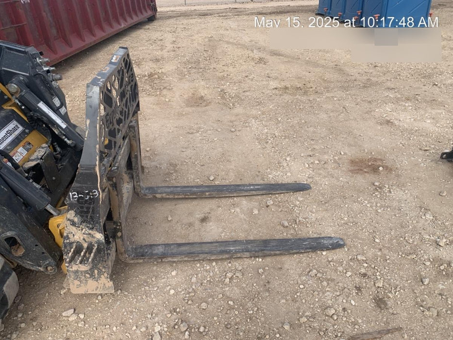 2021 PALADIN 48" Pallet Forks - Paladin