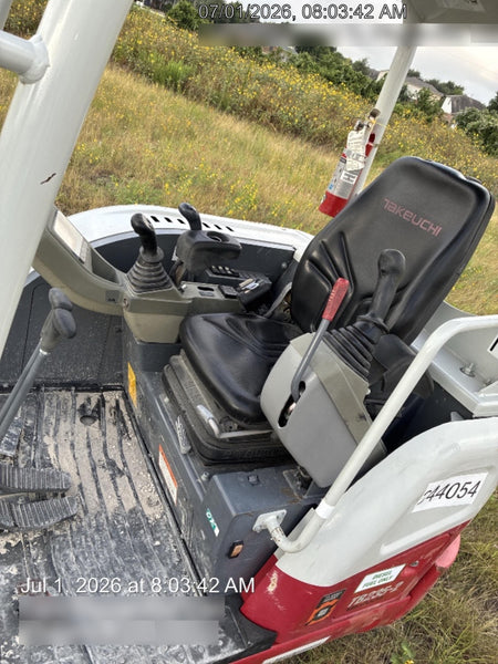 2023 TAKEUCHI TB235-2R