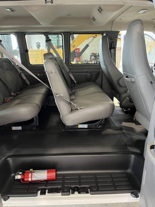 2023 CHEVROLET Express Van - Rental