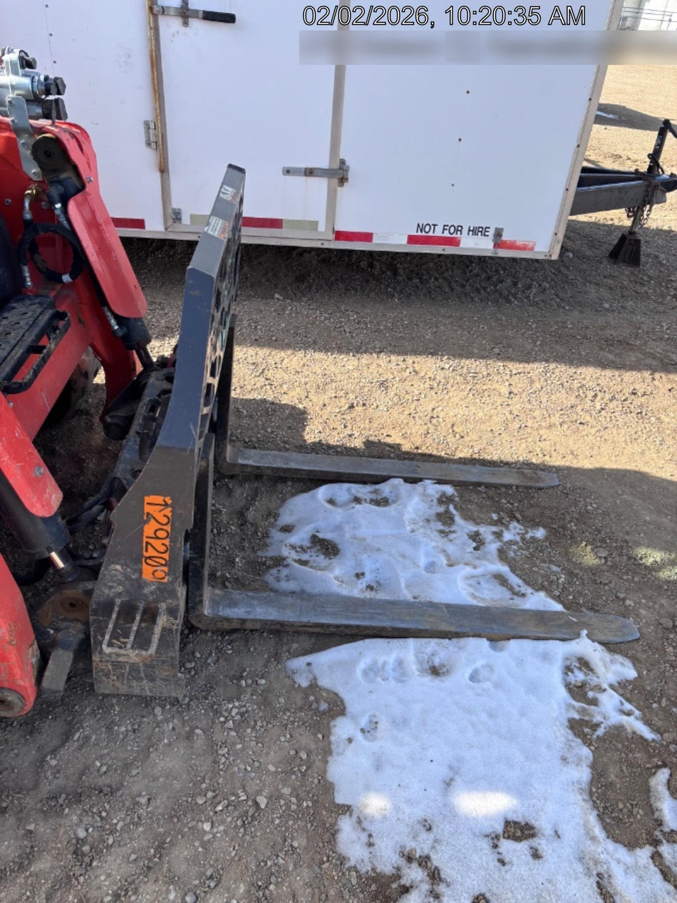 2020 PALADIN 48" Pallet Forks - Paladin