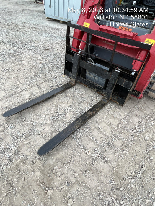 2022 ARROW MATERIAL HANDLING 48" Pallet Forks - Arrow