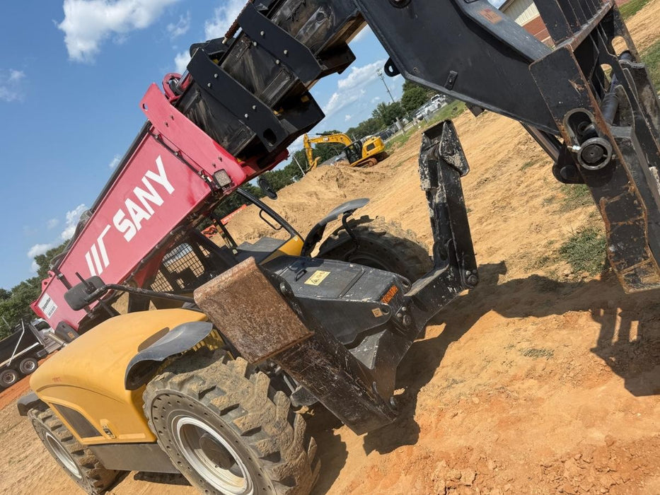 2020 SANY STH1056