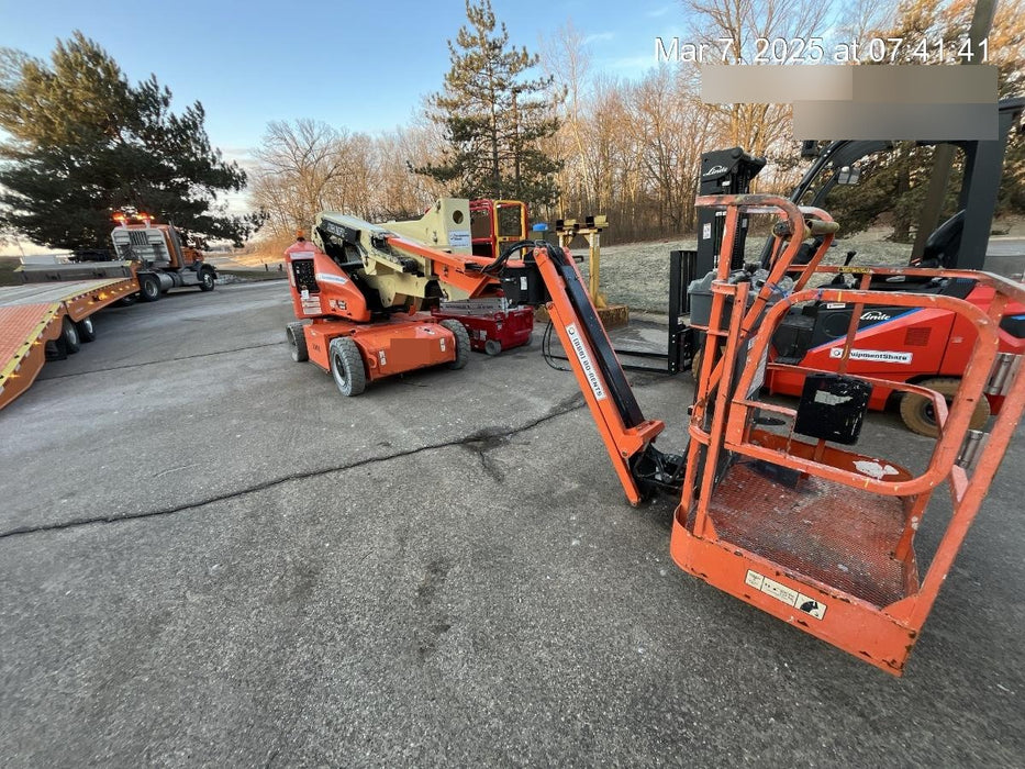 2019 JLG E400AJPN