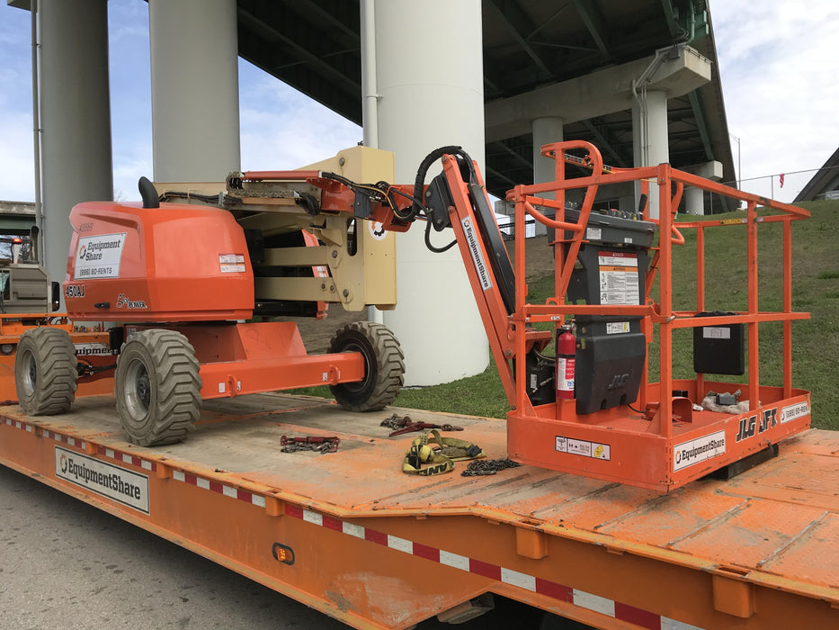 2019 JLG 450AJ