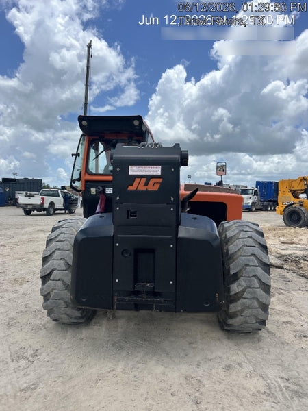 2023 JLG 1732