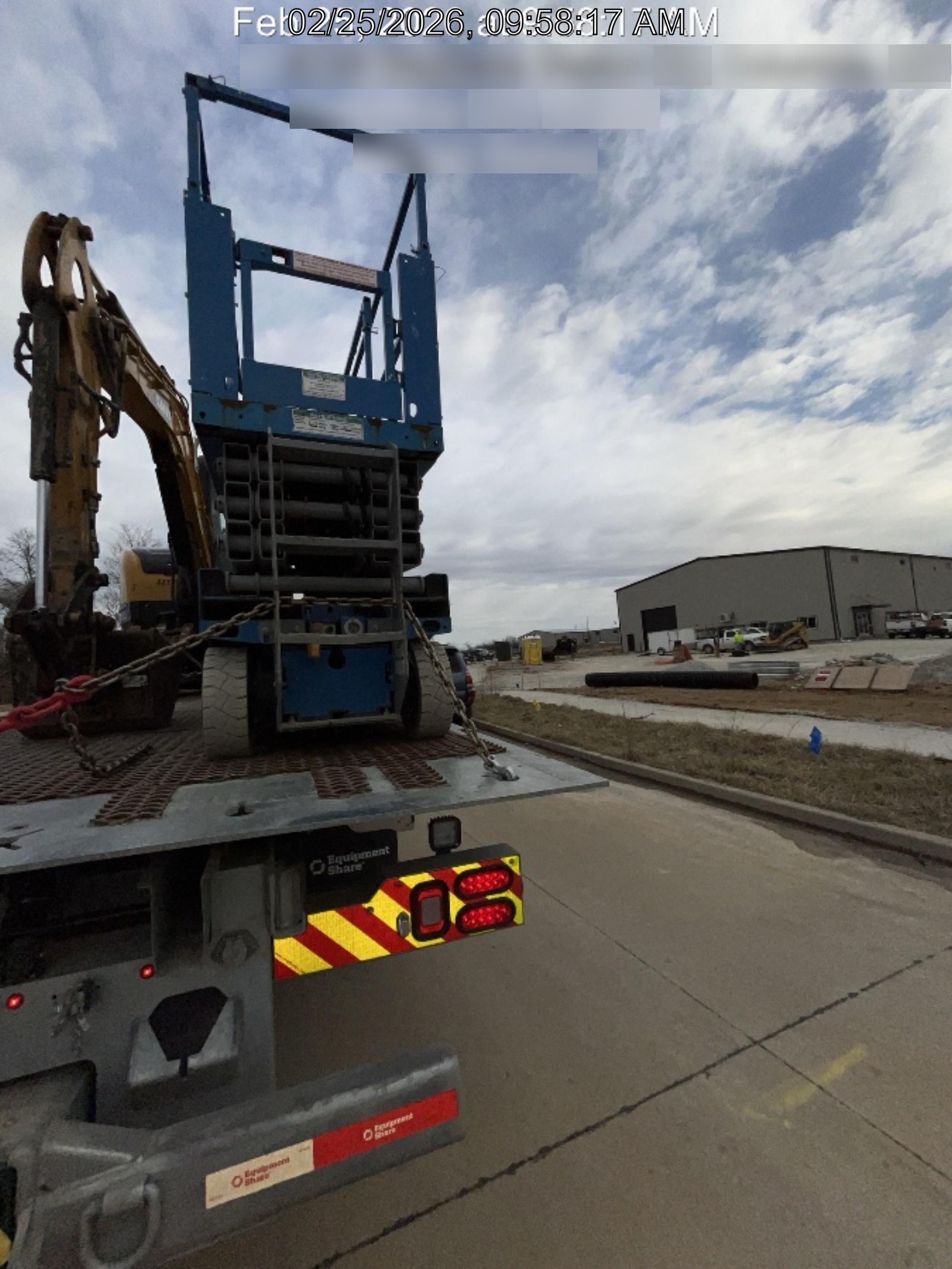 2019 Genie GS-2632 Folding rails with half height swing gate