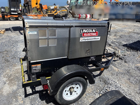 2025 Lincoln Electric LE400 Diesel, Kubota V1505, 22 HP, Trlr, Cable Rack, Light Kit, ES Decals, T3