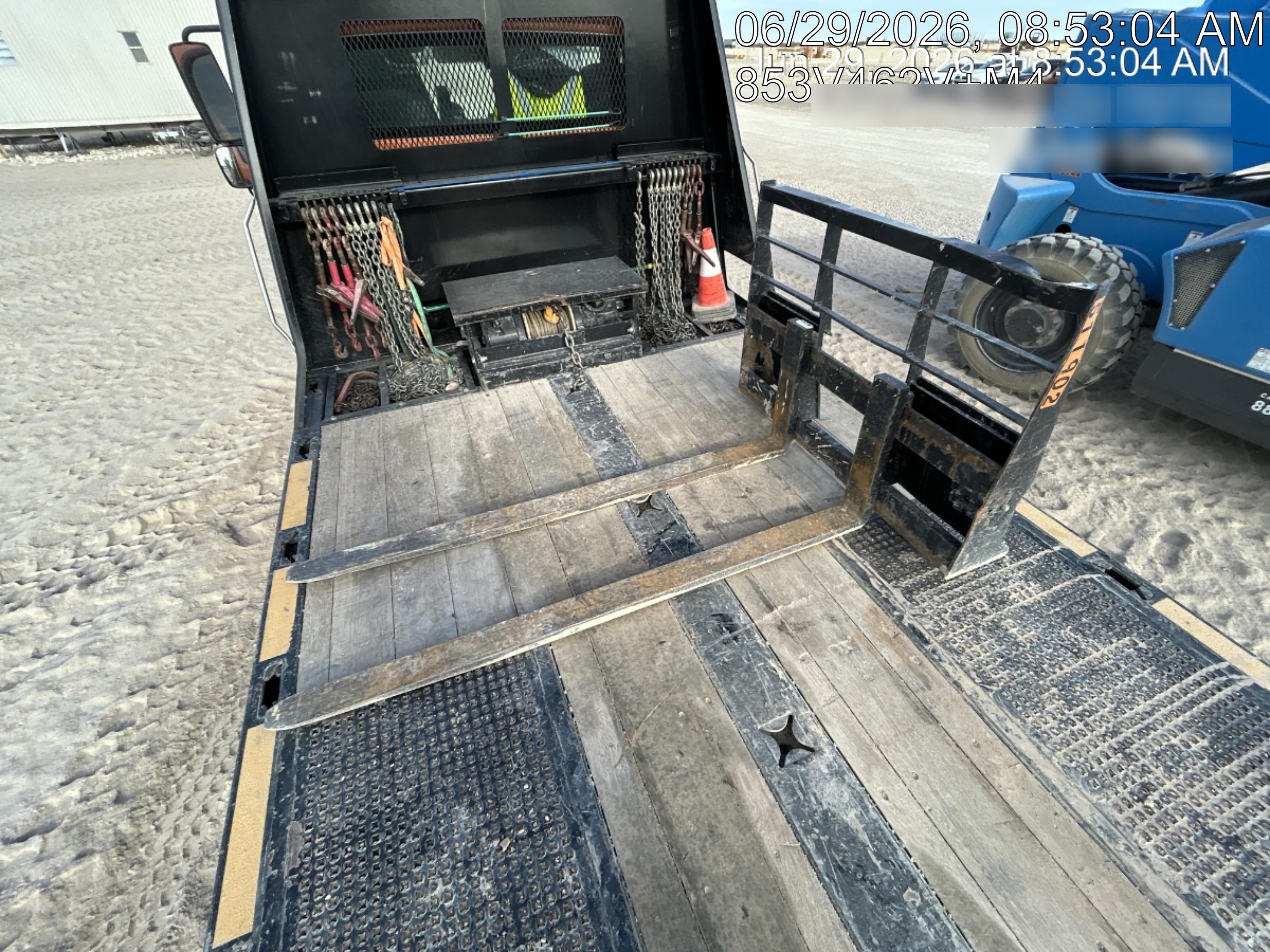 2025 ARROW MATERIAL HANDLING F5100CB - 72"
