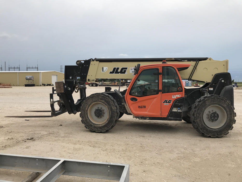 2019 JLG 1255