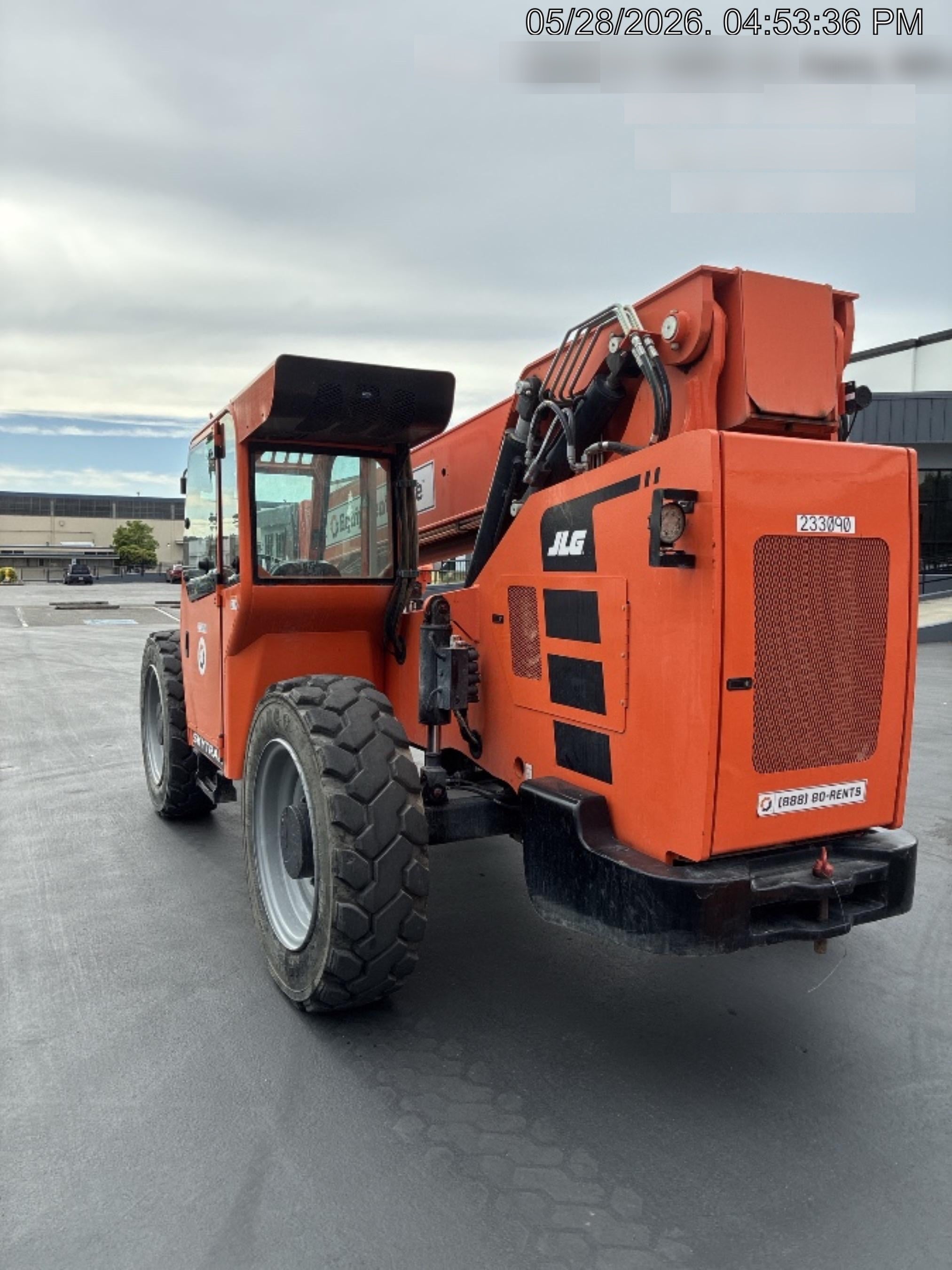 2022 SKYTRAK 8042