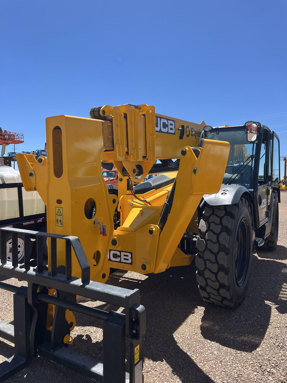 2026 JCB 512-56