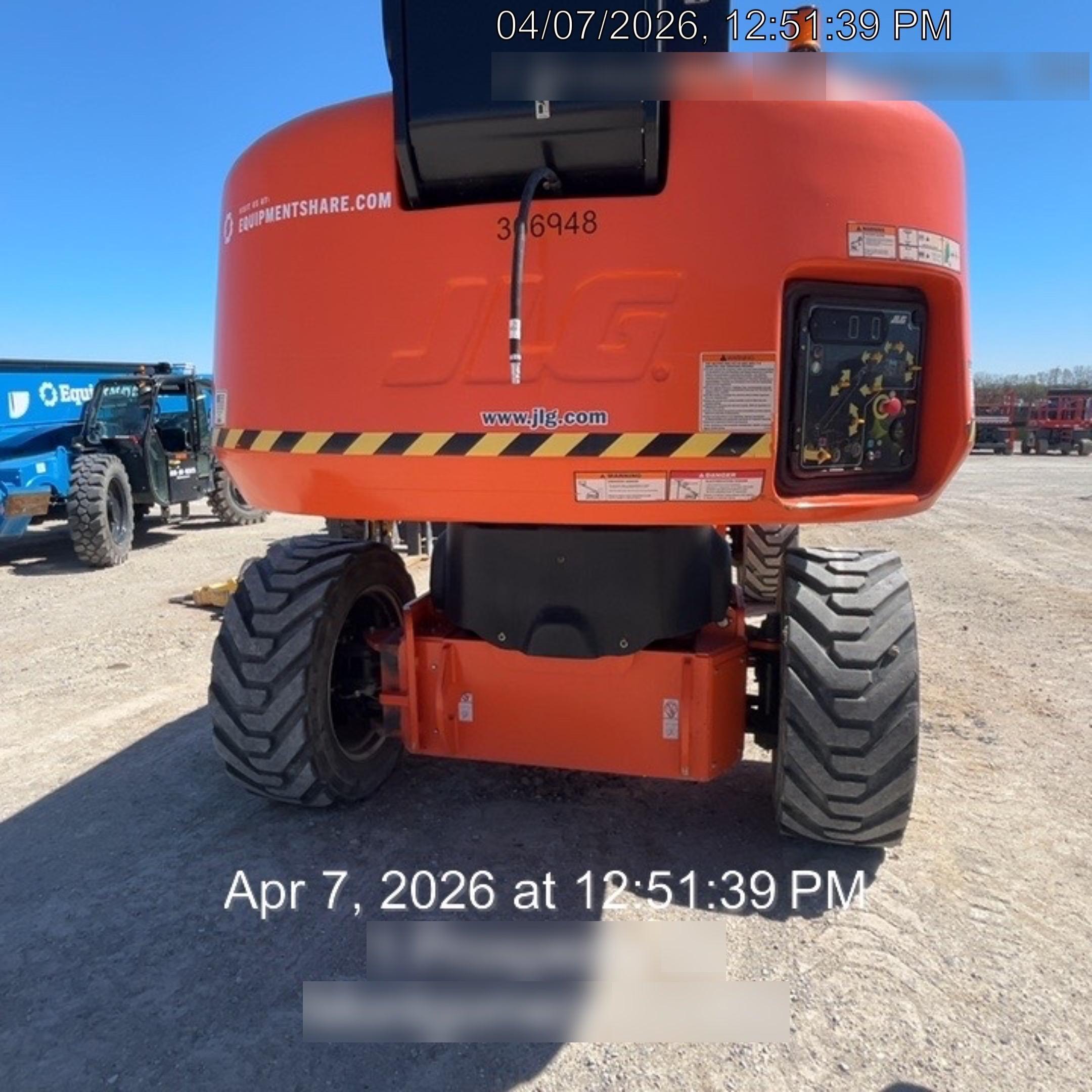 2023 JLG 1200SJP