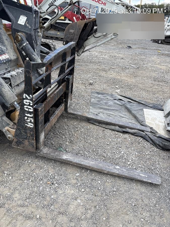 2022 ARROW MATERIAL HANDLING 48" Pallet Forks - Arrow