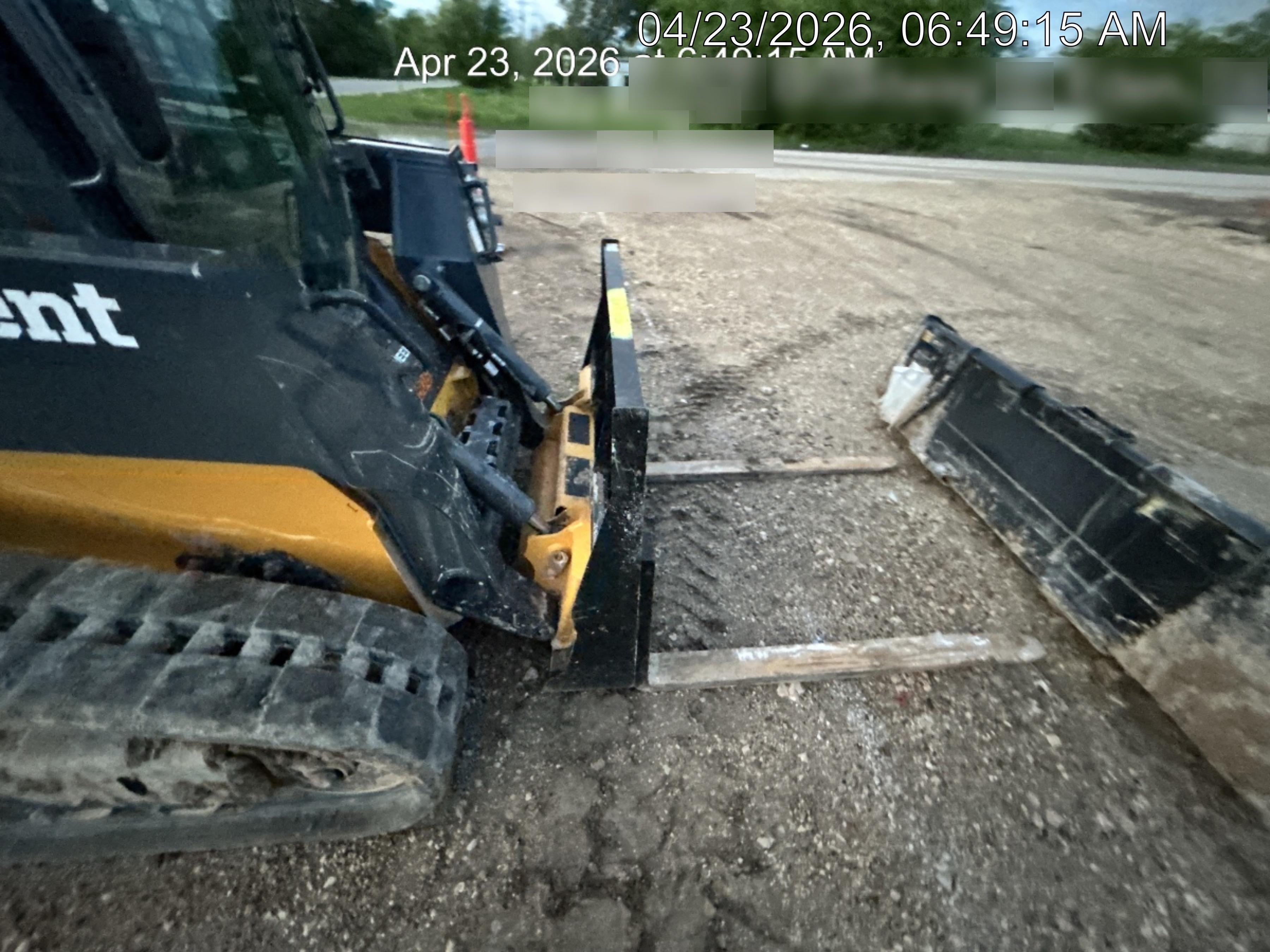 2025 ARROW MATERIAL HANDLING 48" Pallet Forks - Arrow