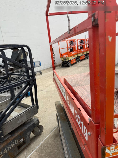 2017 Skyjack SJIII-3219 Skyjack SJIII3219 Scissor Lift w/Trojan Batteries
