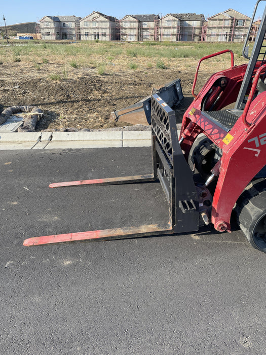 2020 PALADIN 48" Pallet Forks - Paladin