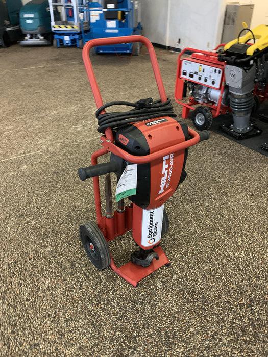 2020 HILTI TE 3000-AVR