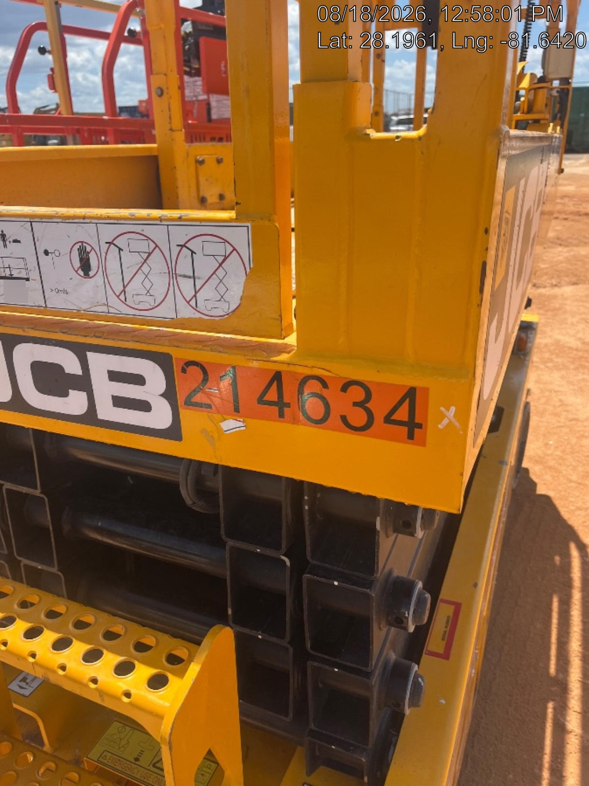 2022 JCB S2632E