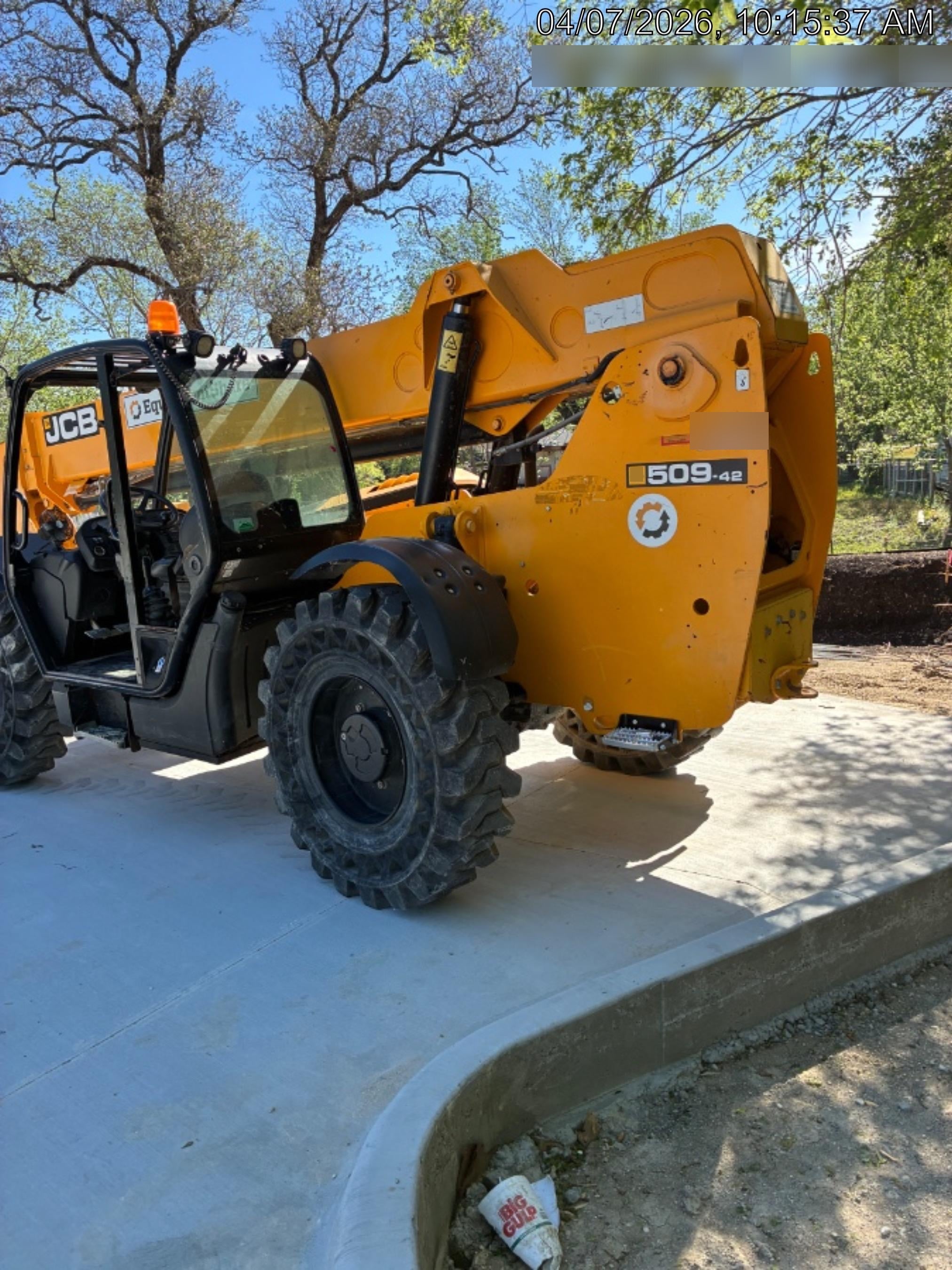 2019 JCB 509-42 74 HP w/Open ROPS, Beacon, Aux Hydraulics, LED Work lights, Solid Tires w/66" Carriage/60" Forks
