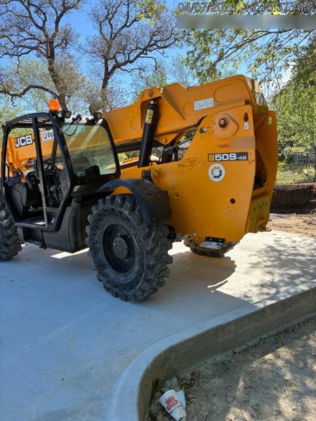 2019 JCB 509-42 74 HP w/Open ROPS, Beacon, Aux Hydraulics, LED Work lights, Solid Tires w/66" Carriage/60" Forks