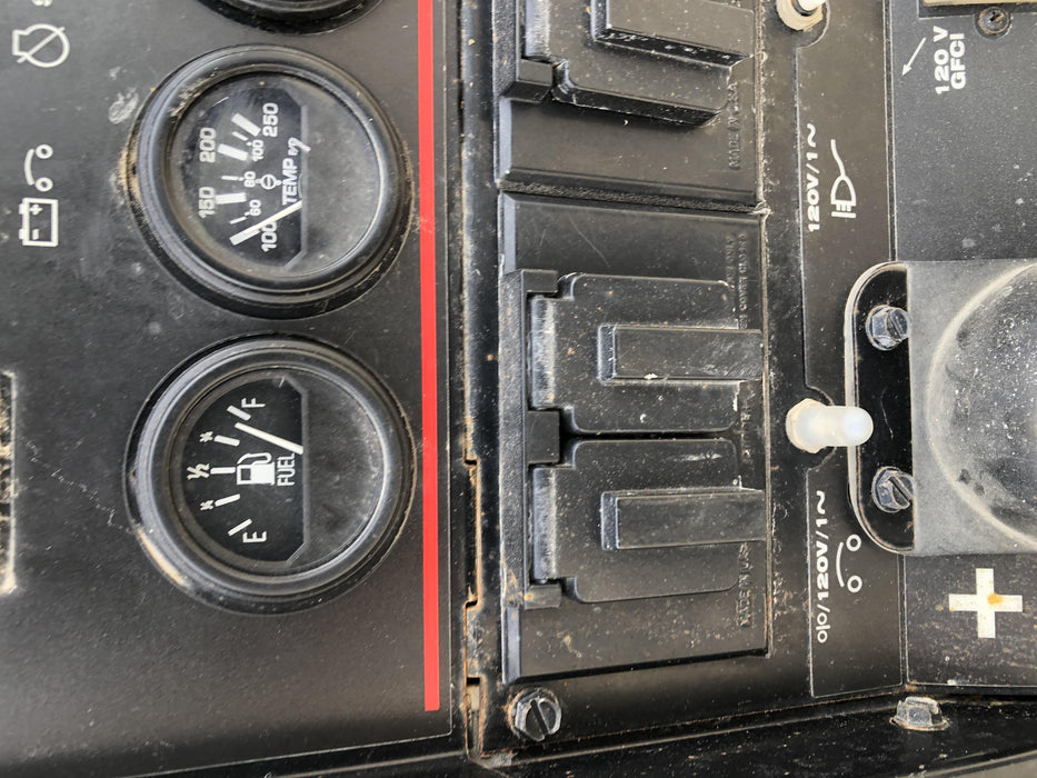 2018 Lincoln Electric Vantage 322 Lincoln Vantage 322 Welder Ready Pak 3 - Vantage 322, Trailer, Fender and light kit, Cable rack