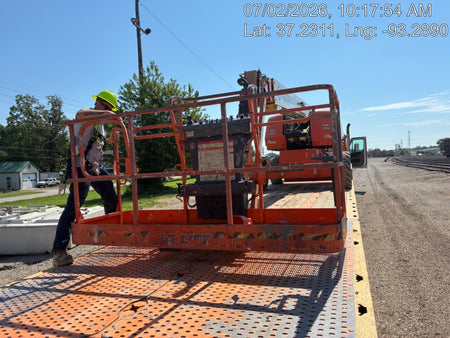 2022 JLG 660SJ