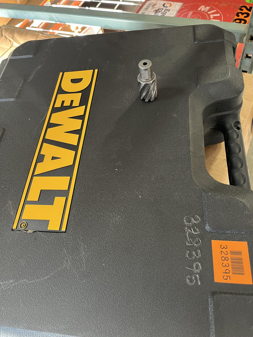 2023 DEWALT DWE1622K