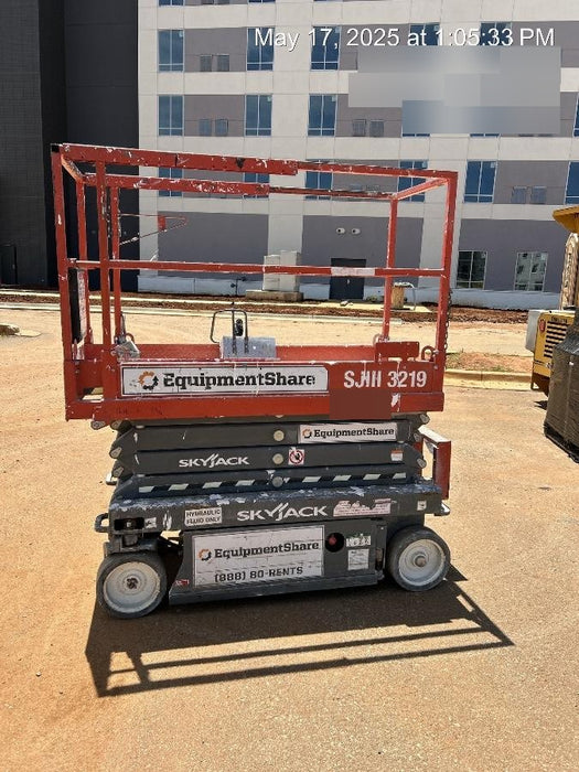 2019 Skyjack SJIII-3219 Standard Options, Trojan Batteries