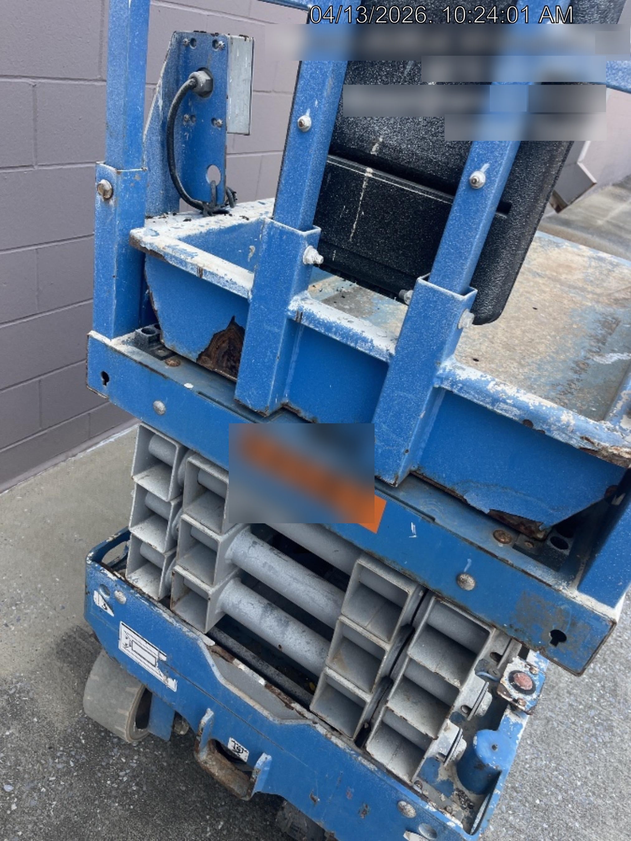 2019 Genie GS-1930 Fixed rails with chain Entry