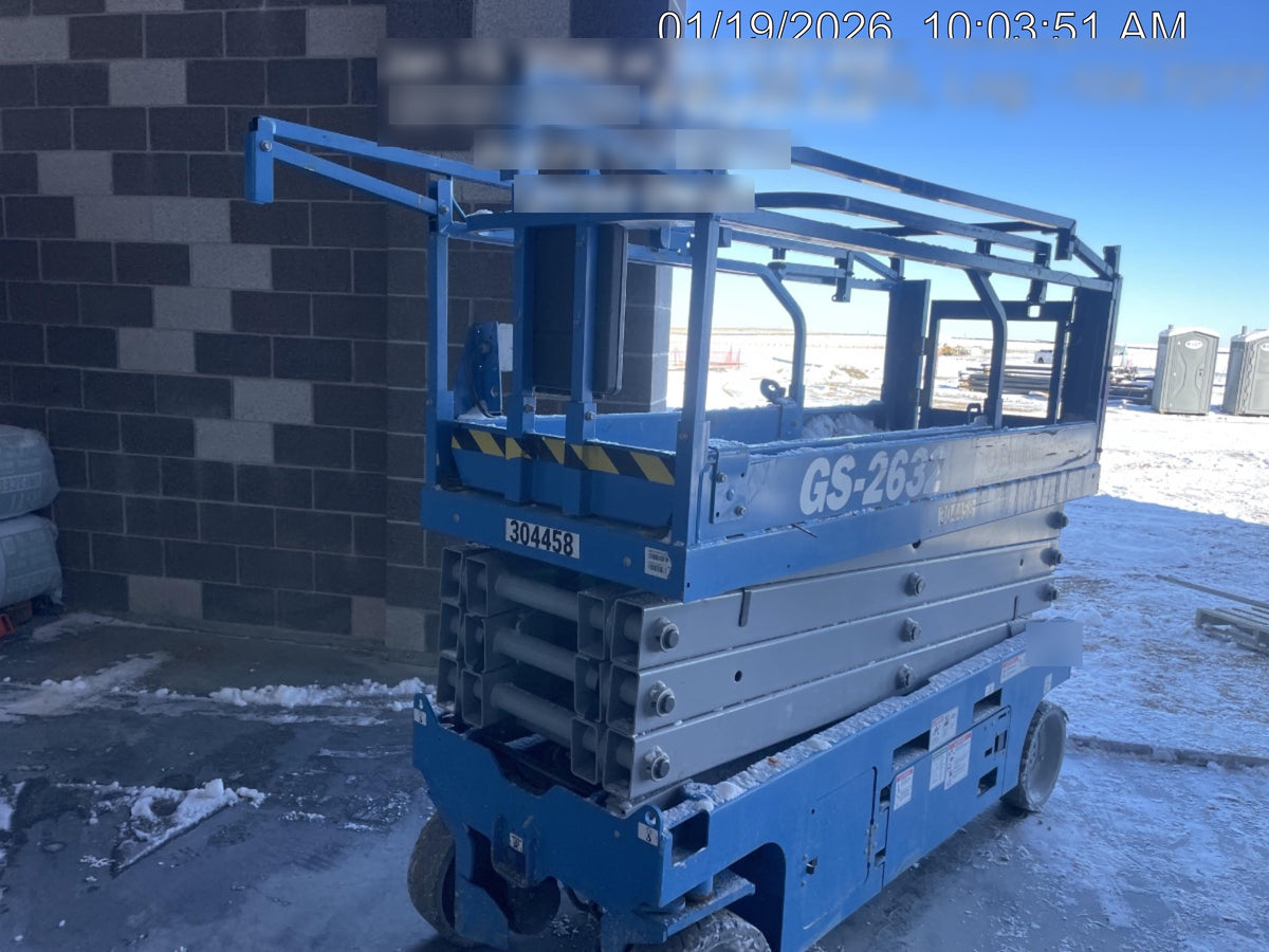 2023 GENIE GS-2632