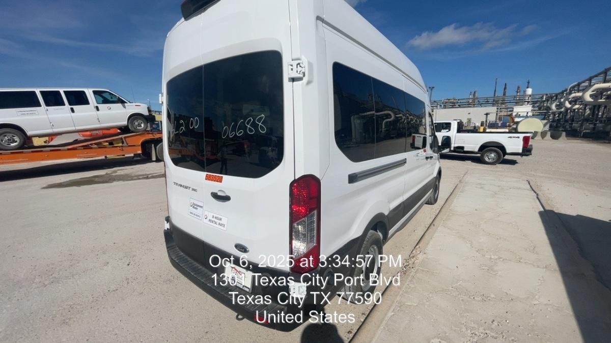2024 FORD Transit 350 Rental