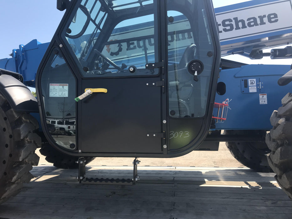 2020 Genie GTH-636 Cab/Heat/Air, Solid Tires, Work Lights, Beacon, Aux Hydraulics, Back up Alarm