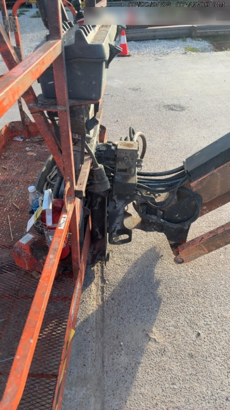 2022 JLG 660SJ